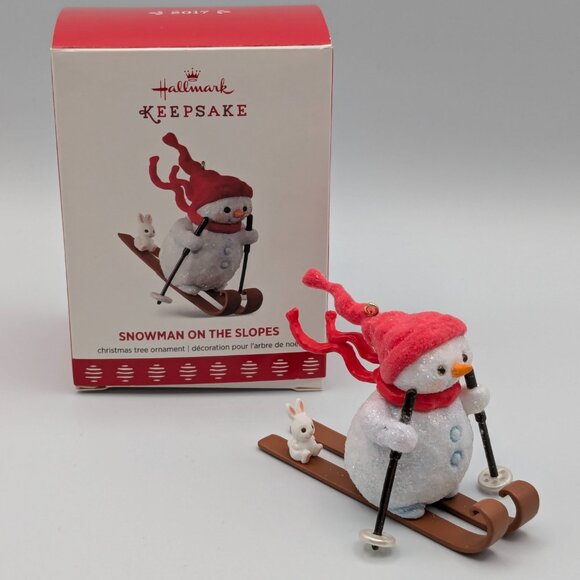 Hallmark Keepsake Snowman on the Slopes 2017 Christmas Tree Ornament - Picture 2 of 11